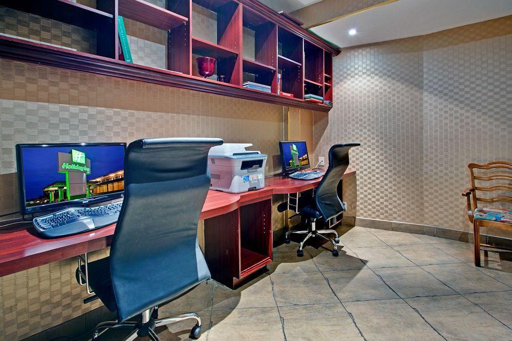 Holiday Inn Sudbury By Ihg Facilities photo