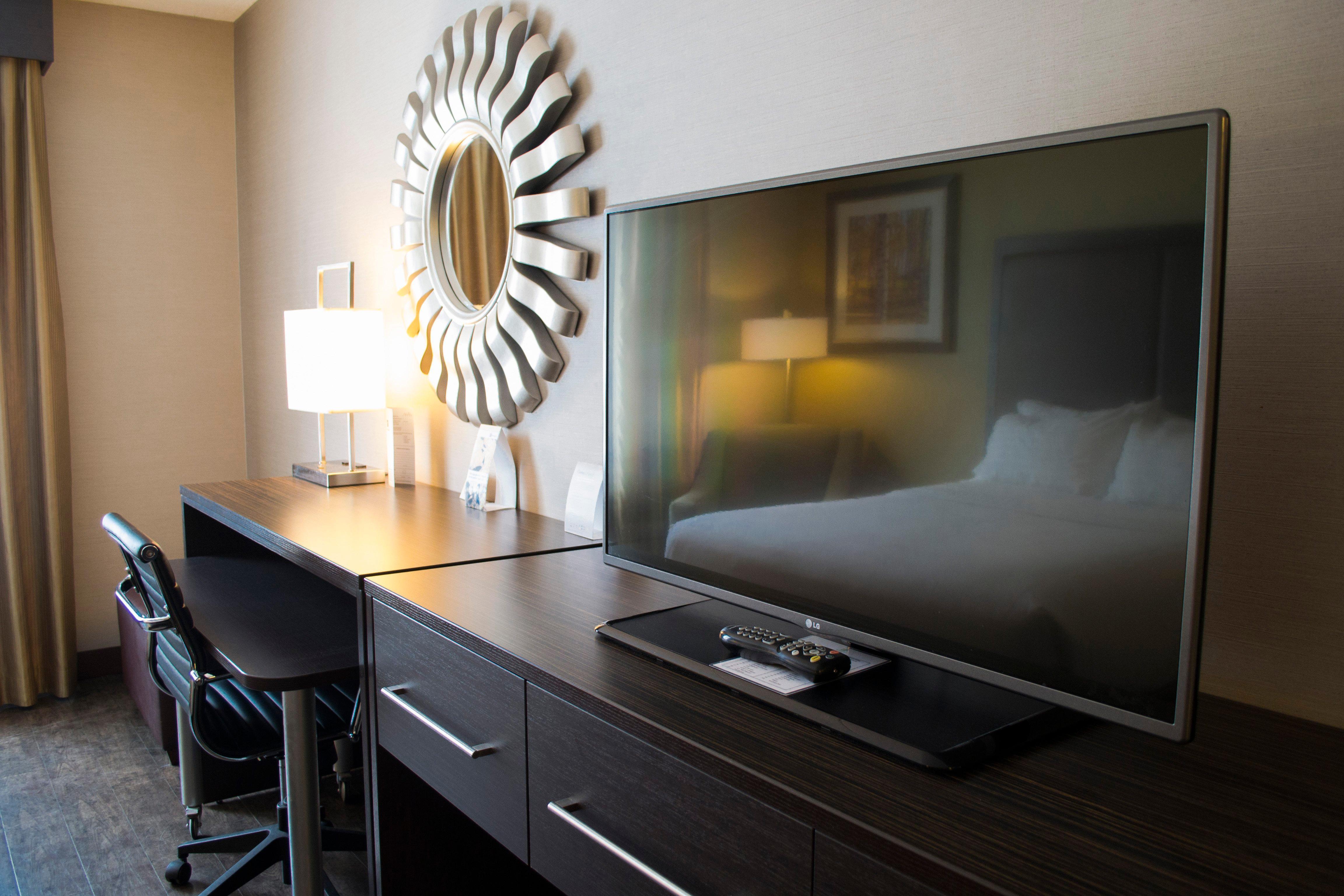 Holiday Inn Sudbury By Ihg Exterior photo