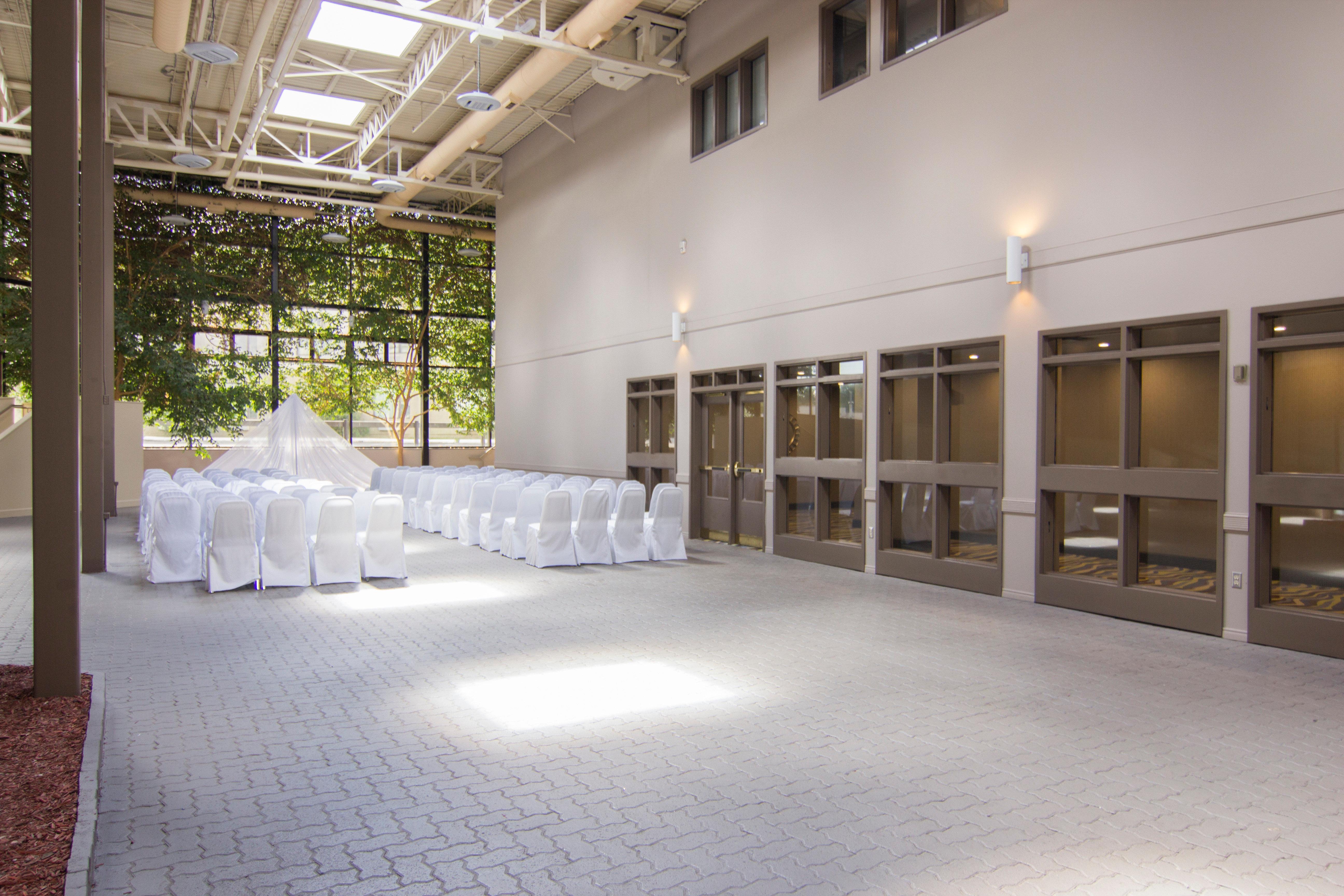 Holiday Inn Sudbury By Ihg Exterior photo